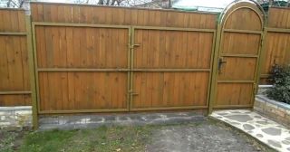 Купить распашные ворота деревянные Еманжелинск, цена от 2757 руб.
