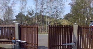 Купить распашные ворота из штакетника Еманжелинск, цена от 2757 руб.